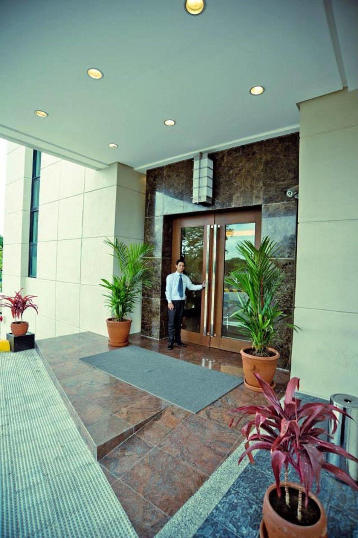 Santomas Suites Santo Tomas Exterior photo
